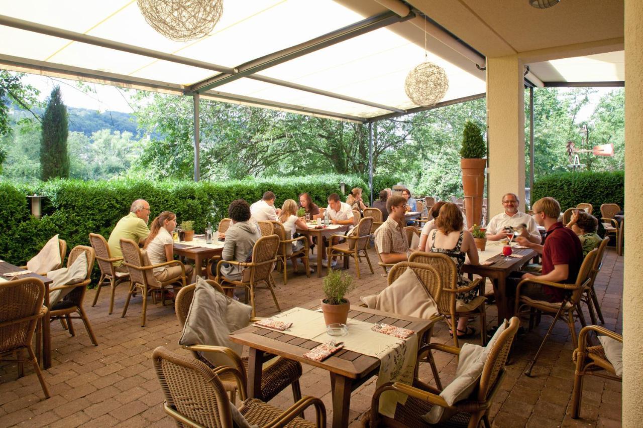 Hotel-Restaurant Haus Nicklass Ingelfingen Eksteriør billede